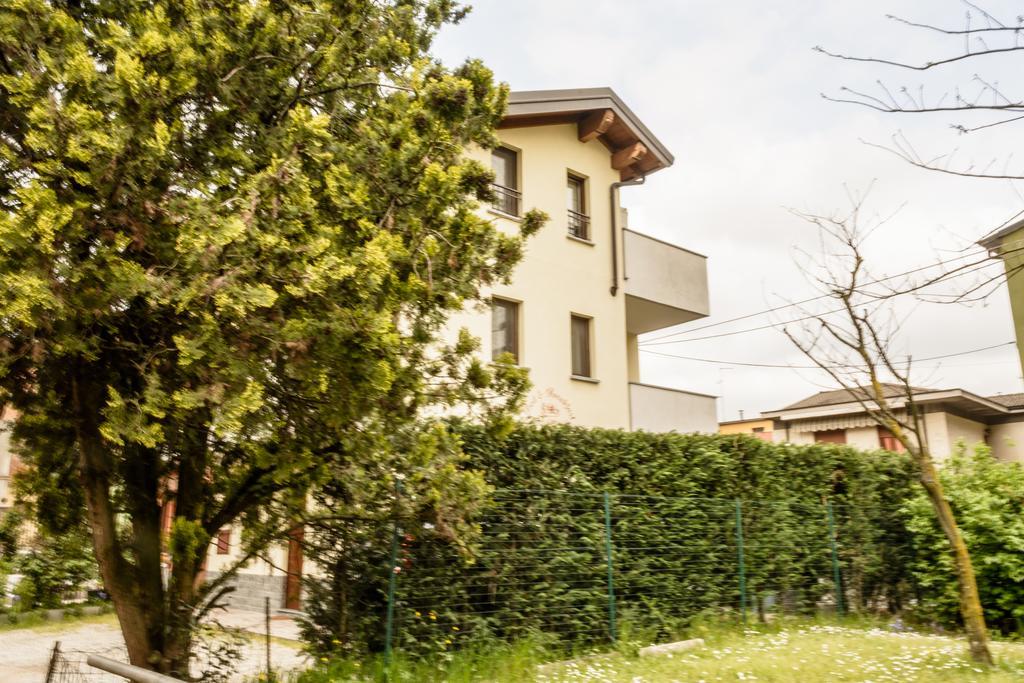 Bed And Breakfast Linate Peschiera Borromeo Экстерьер фото